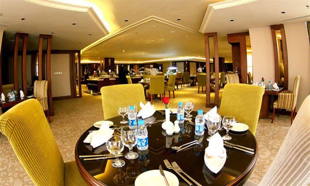 Hotel Crowne Plaza Al Waha By Ihg 4*